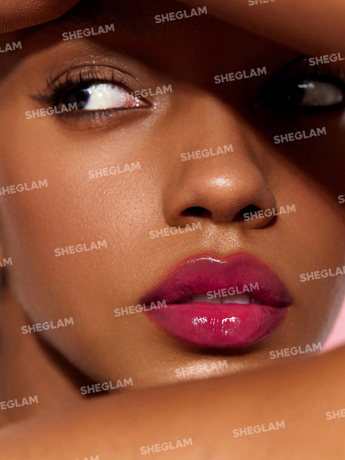 SHEGLAM Rouge à LèVres Ultra-Brillant Mirror Kiss-Un Plan